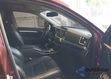 2016 Toyota Highlander Xle V6 из США, поврежденный, VIN 5TDJKRFH0GS265105